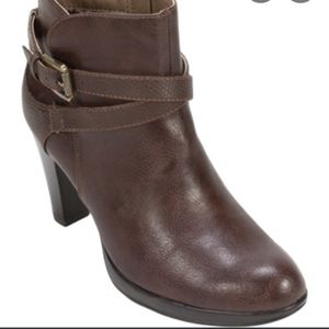 Brown Rialto booties